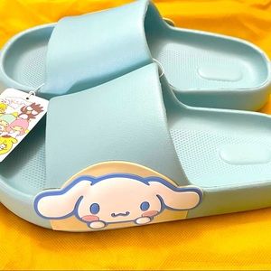 SOLD ❌ somewhere elseWomen’s / Girls Sanrio Cinnamoroll Sandals